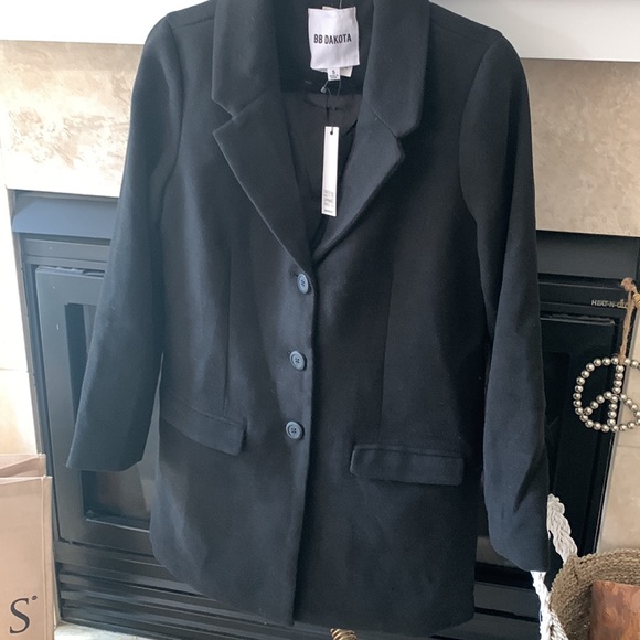 Black BB Dakota coat - Picture 5 of 11